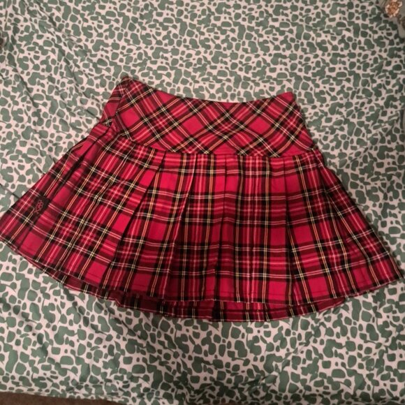 Two patterned skirts - Picture 3 of 6